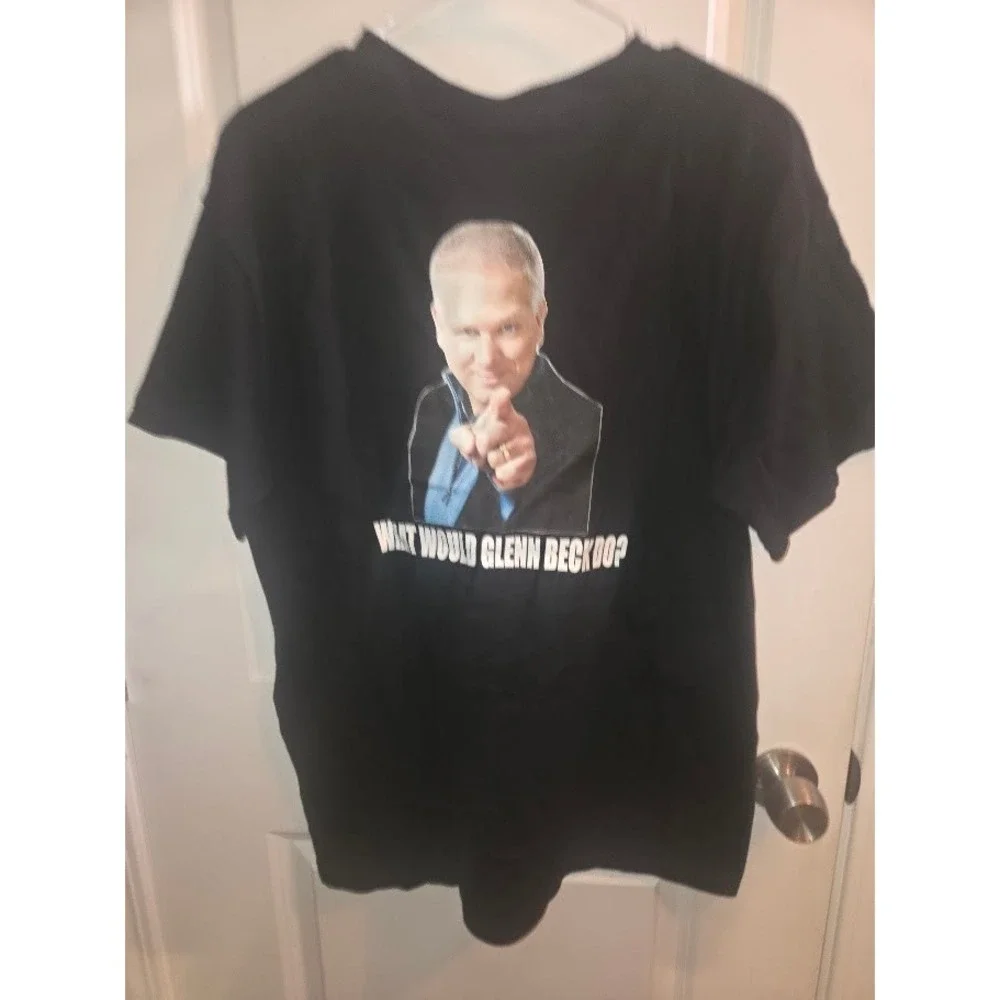 Fruit of the Loom Glenn Beck What Would Glenn Beck Do Pocket T-Shirt Black Large